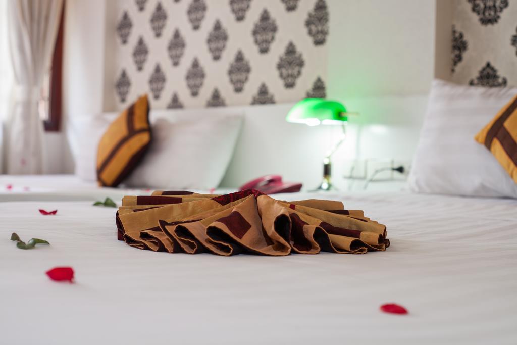 Asia Palace Hotel Ханой Екстериор снимка