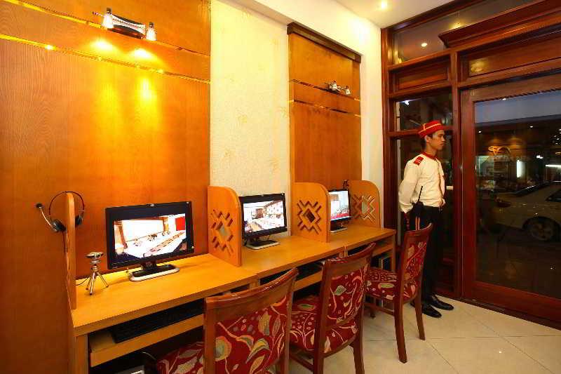 Asia Palace Hotel Ханой Екстериор снимка
