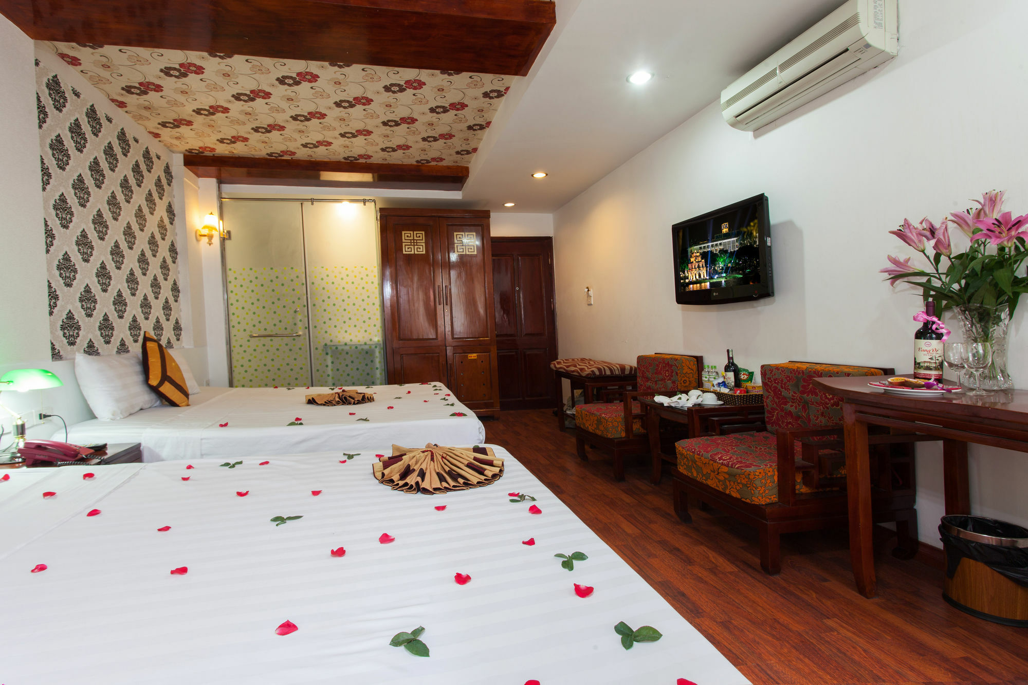 Asia Palace Hotel Ханой Екстериор снимка