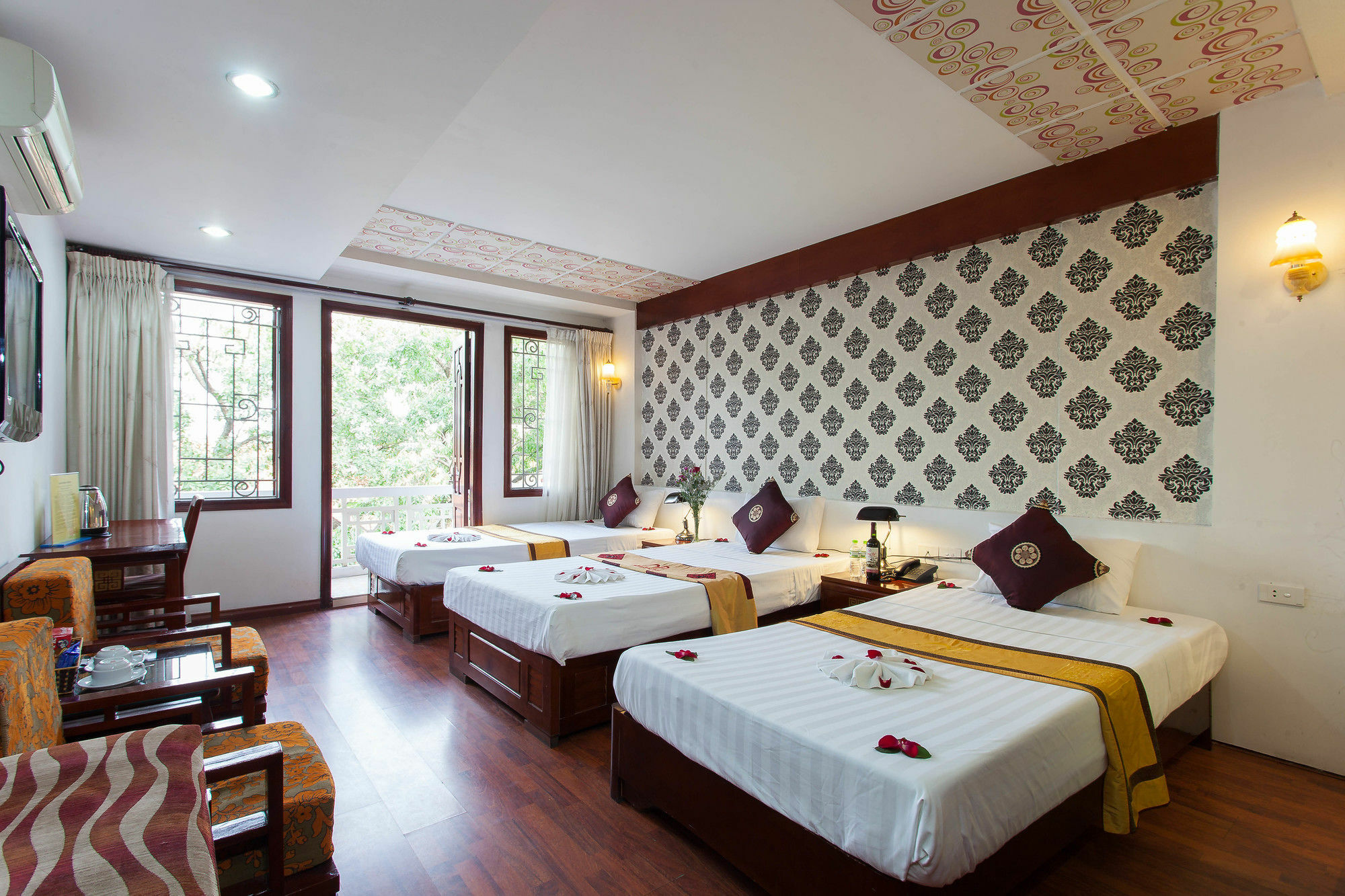 Asia Palace Hotel Ханой Екстериор снимка