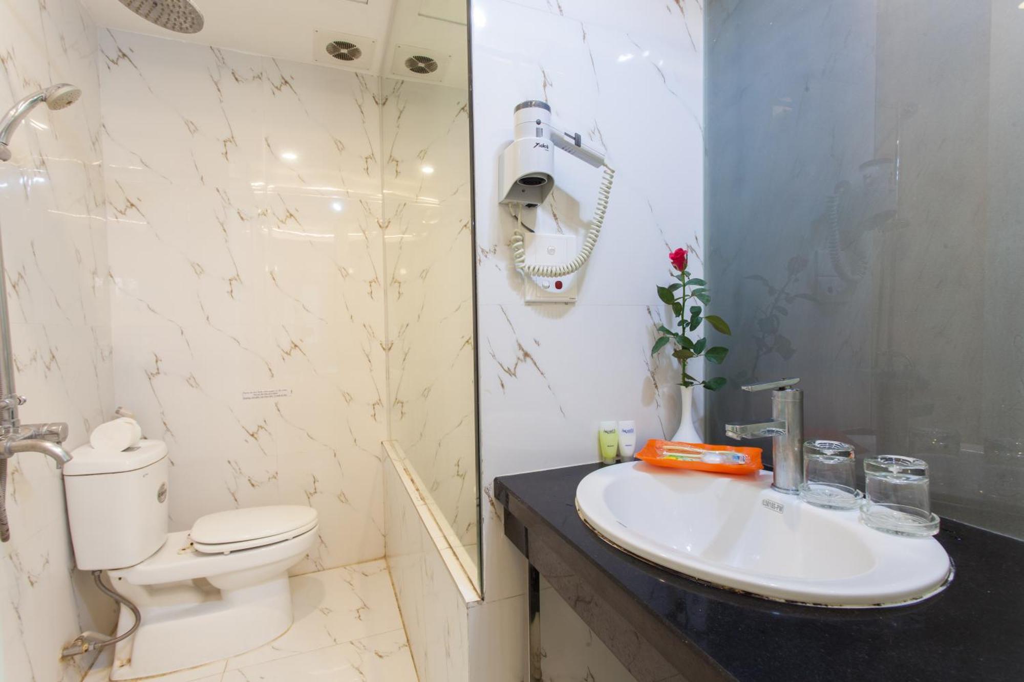 Asia Palace Hotel Ханой Екстериор снимка